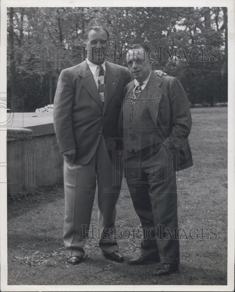 Press Photo Ab Chandler and another sportscaster - Historic Images