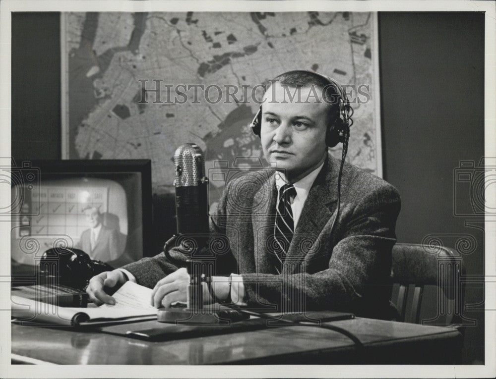 1958 Press Photo &quot;The Verdict is Yours&quot; Jim McKay - Historic Images