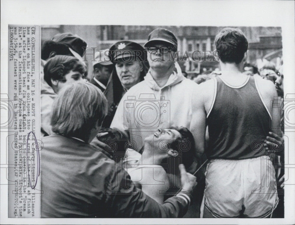 1971 Press Photo Marty Liquori after beating Jim Ryun in the mile - Historic Images