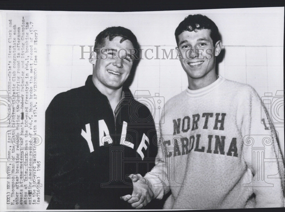 1965 Press Photo Steve Clark of Yale and H. Thompson Mann of North Carolina - Historic Images