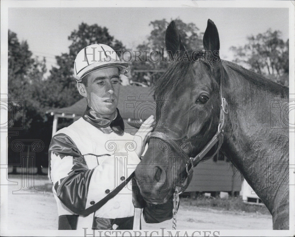 Press Photo Jockey Benoit Cote &amp; Shadydale Pitch - Historic Images