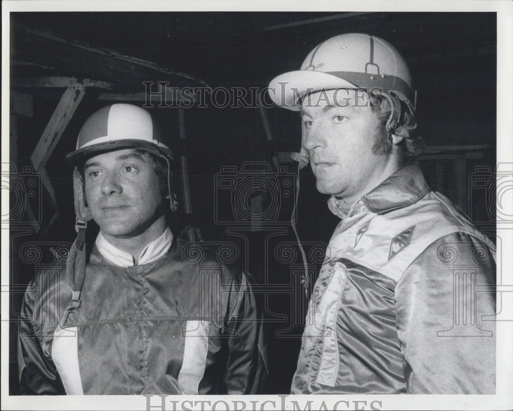 1972 Press Photo Jockey&#39;s Leo LaCoste &amp; Jim Miller - Historic Images