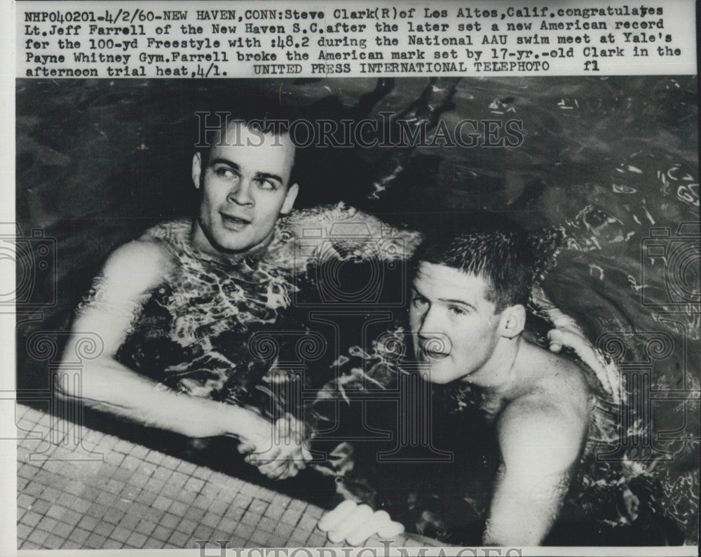 1960 Press Photo Swimmers Steve Clark Congratulating Lt Jeff Farrell on the Win - Historic Images