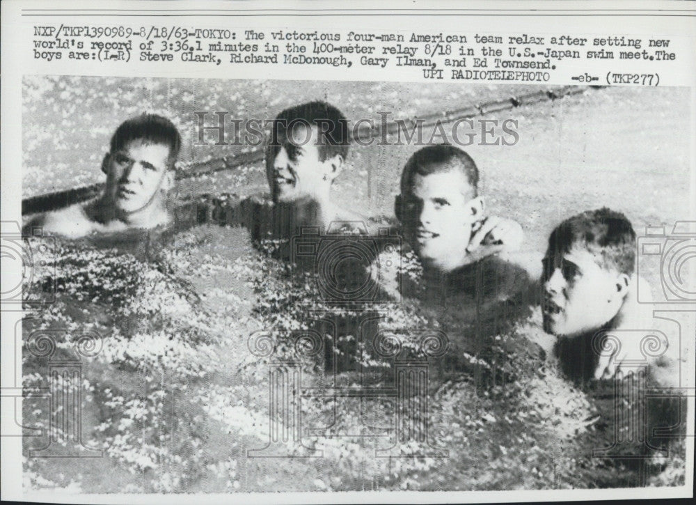 1963 Press Photo American Relay Team After Setting New World Record - Historic Images