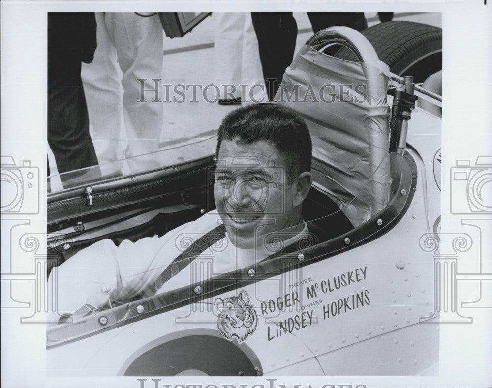 1968 Press Photo Race Car Driver Roger McCluskey - Historic Images