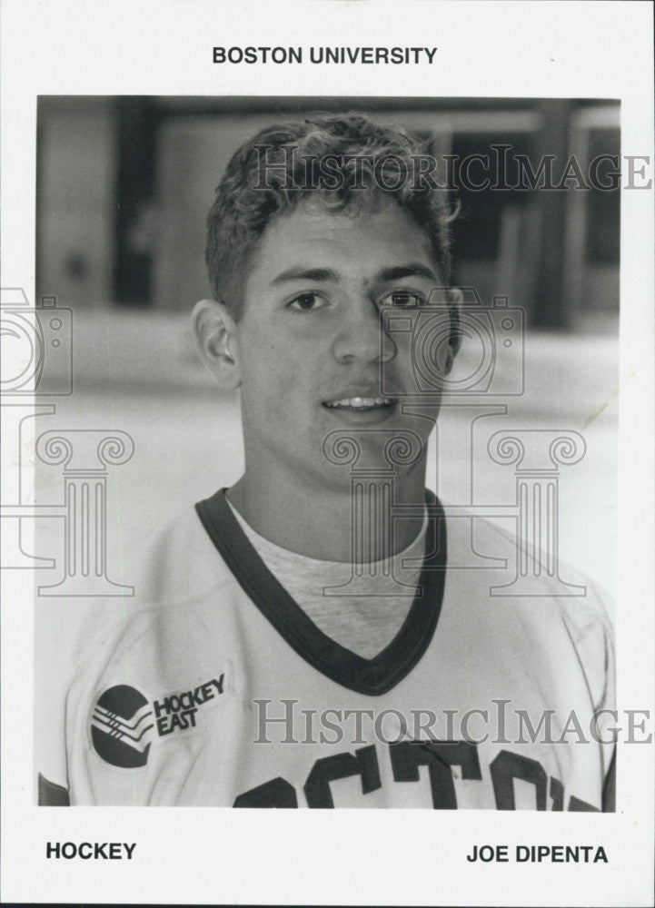 1998 Press Photo Boston Bruins hockey player. Joe Dipenta - Historic Images