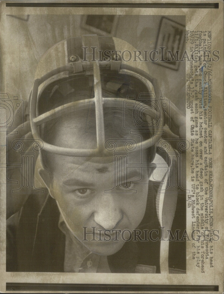 1966 Press Photo Minnesota Center Chuck Killian with Sore Head - Historic Images