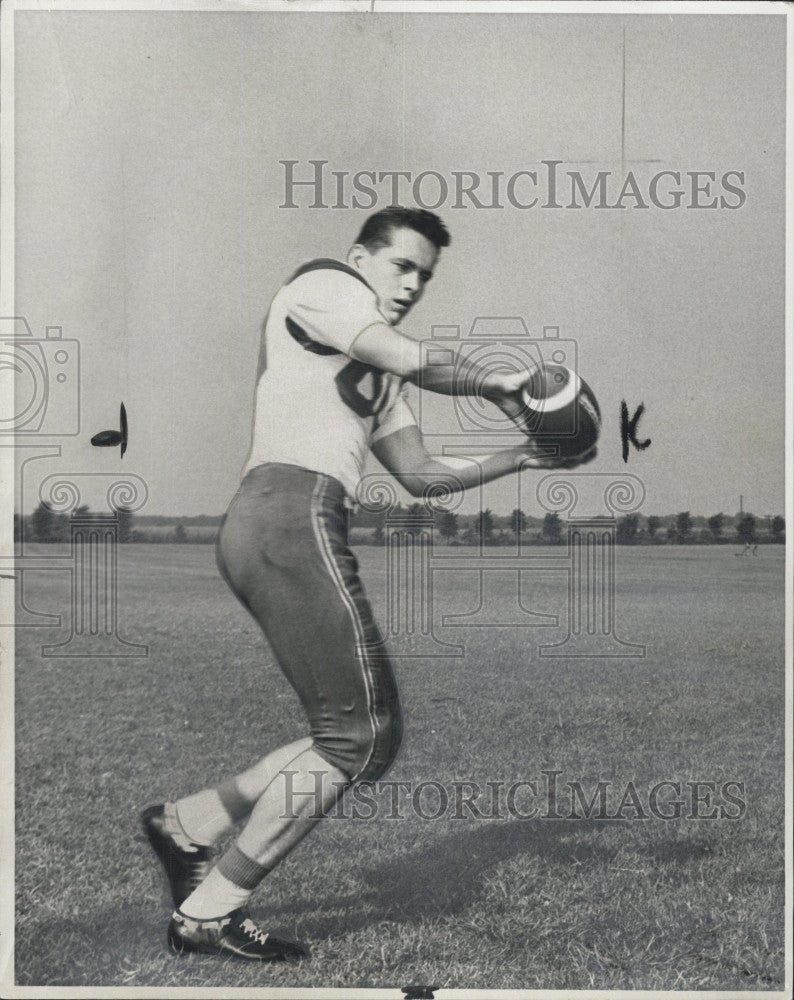 1958 Press Photo St. John College&#39;s Jim Madden - Historic Images
