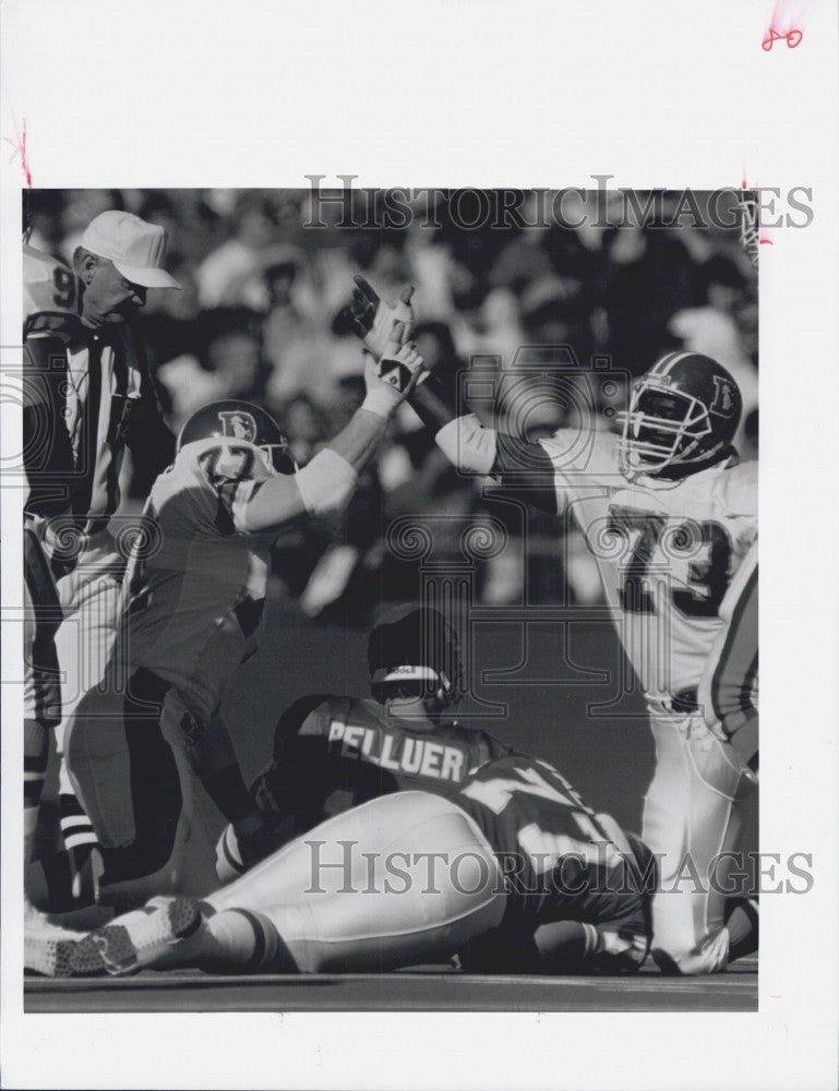 1990 Press Photo  Karl Mecklenberg, Seattle Seahawks - Historic Images