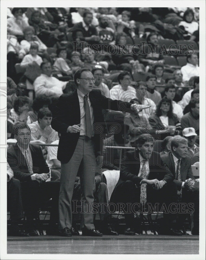 1990 Press Photo Head Coach Ernie Netor for George Mason - Historic Images