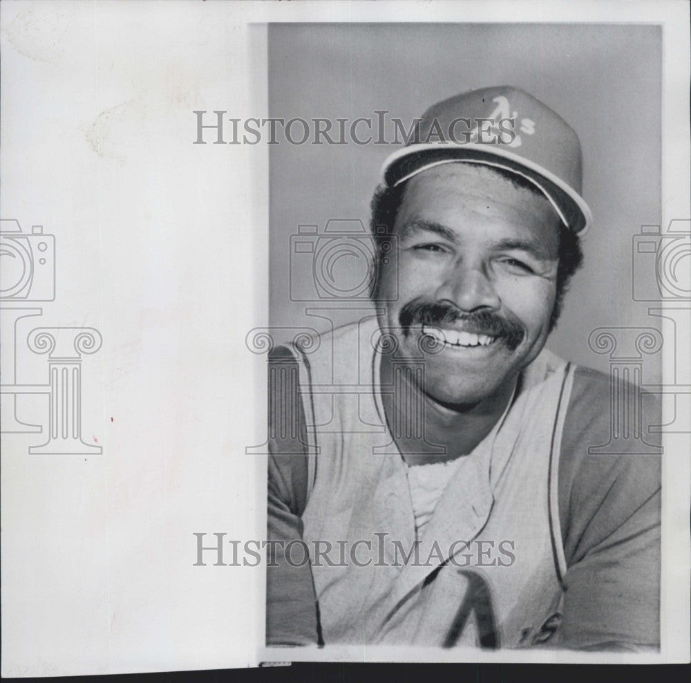 1972 Press Photo Tommy Davis was acquired by the Baltimore Orioles - Historic Images