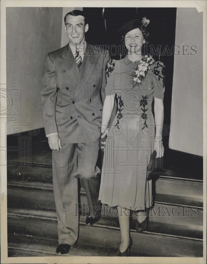 1938 Press Photo Red Sox Pitcher Jim Babby Marries - Historic Images