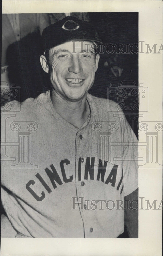 1948 Press Photo Bucky Walters New Manager Of Cincinnati Reds - Historic Images