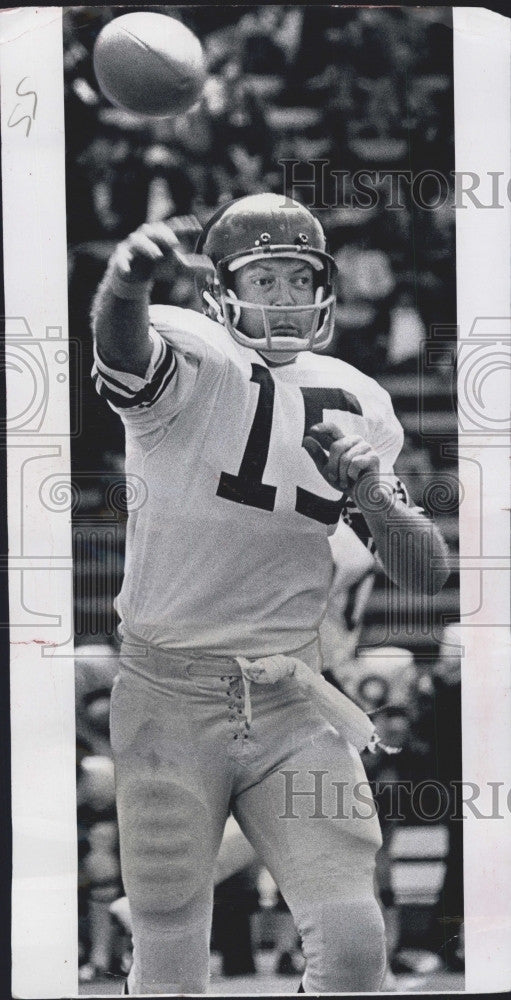 1974 Press Photo Bob Schloredt Quarterback Washington Rose Bowl Game - Historic Images