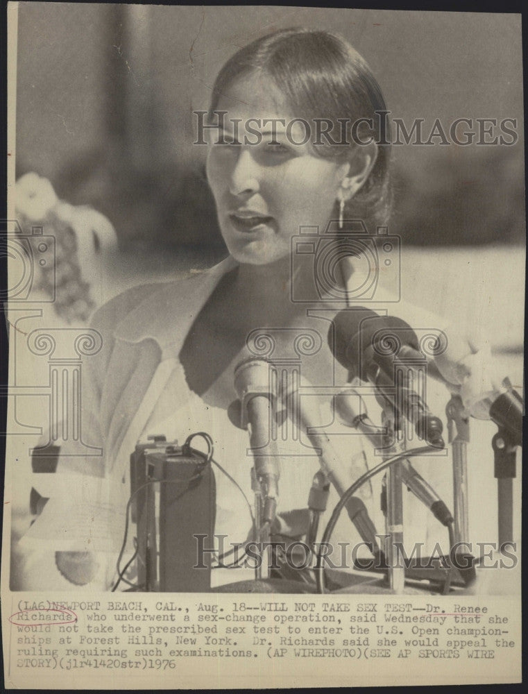 1976 Press Photo Dr Renee Richards Denied Entry to US Open After Sex Change - Historic Images