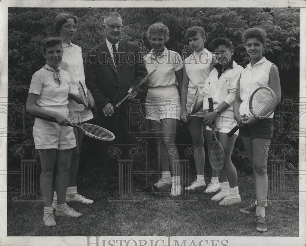 1956 Press Photo Chicago tennis, B MArtens,E Schlaff,G Lott,C Desmond,J Eckman - Historic Images