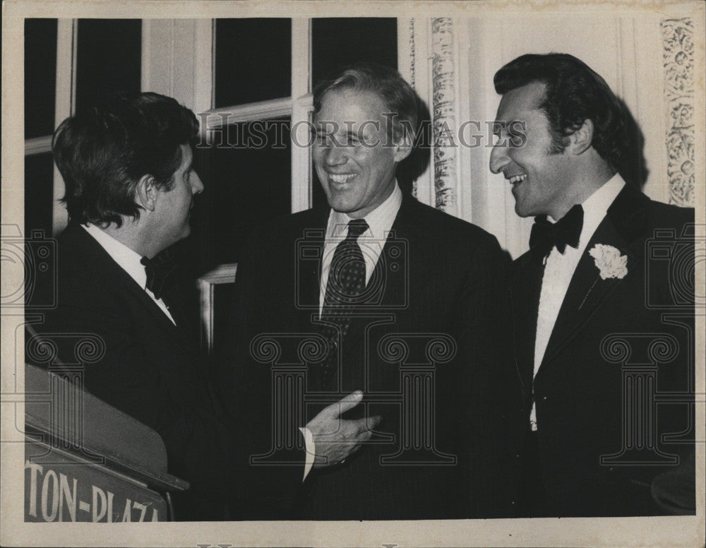 1971 Press Photo Gino Cappelletti at His Charitable Foundation Dinner - Historic Images