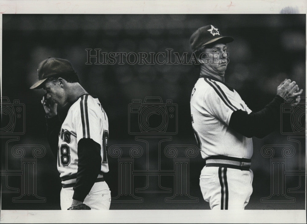 1985 Press Photo Seattle manager Chuck Cottier &amp; pitcher Billy Swift - Historic Images