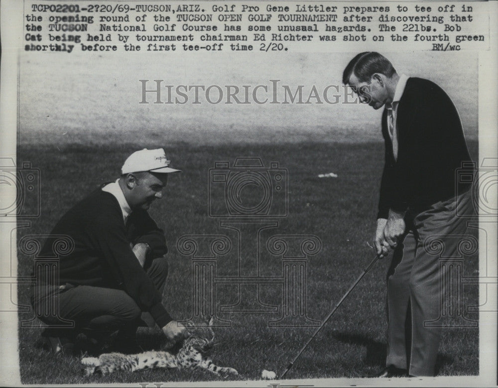 1969 Press Photo Golfer Gene Littler in Tuscon Open & Ed Richter - Historic Images