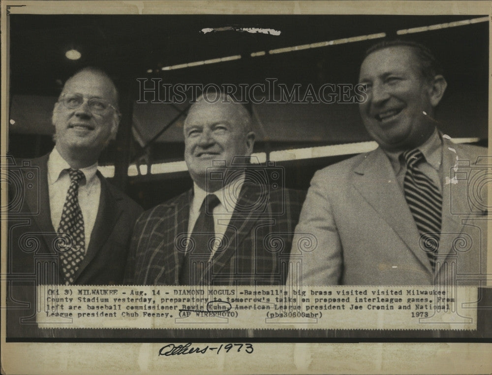 1973 Press Photo Bowie Kuhn, Baseball Commissioner, Joe Cronin and Chub Feeney - Historic Images