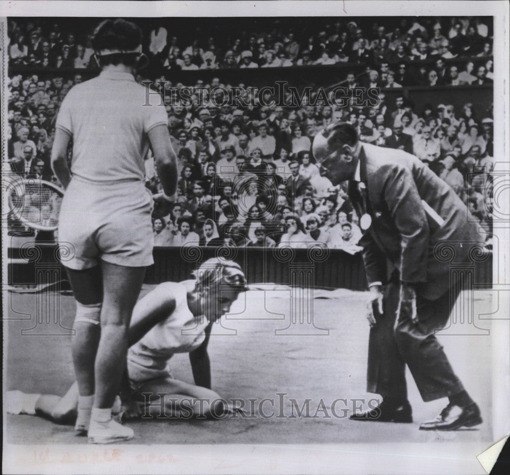 1966 Press Photo Mrs Ann Jones, Nancy Richey at tennis - Historic Images