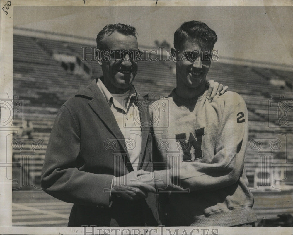 1950 Press Photo Washington hurdler Jack Burke &amp; Steve Anderson - Historic Images