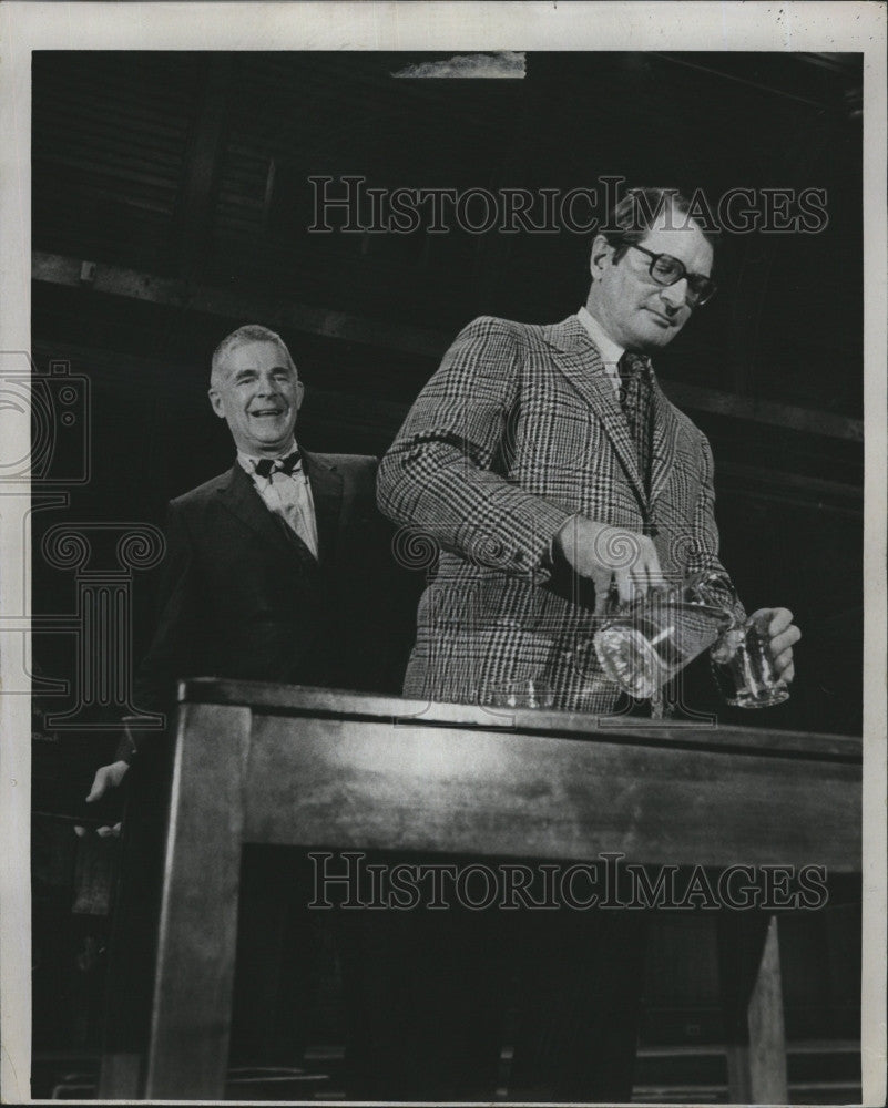 1974 Press Photo Archibald Cox, Watergate Prosecutor With Elliot Richardson - Historic Images