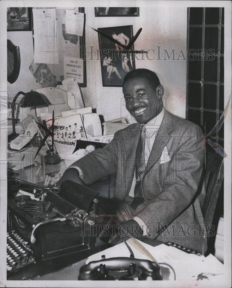 1951 Press Photo Ezzard Charles American boxer and World Heavyweight Champion. - Historic Images