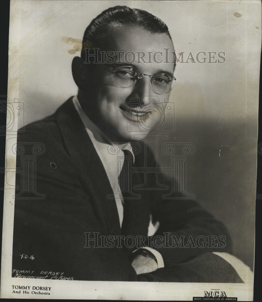 1947 Press Photo Tommy Dorsey and His Orchestra - Historic Images