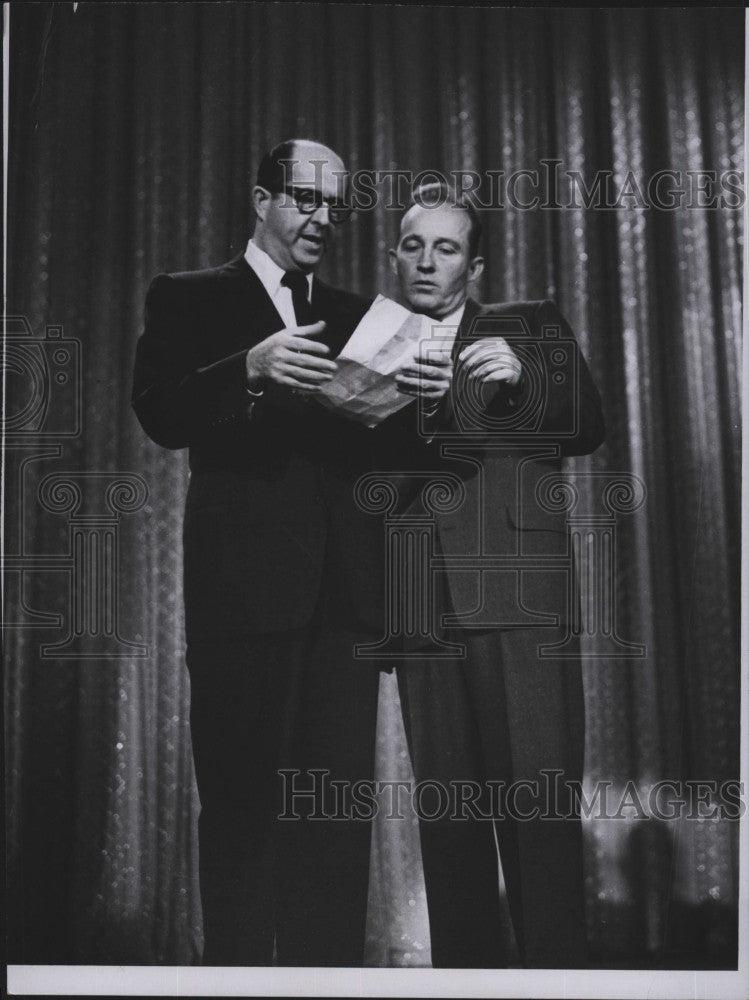 1963 Press Photo Phil Silvers, Bing Crosby &quot;The New Phil Silvers Show&quot; - Historic Images