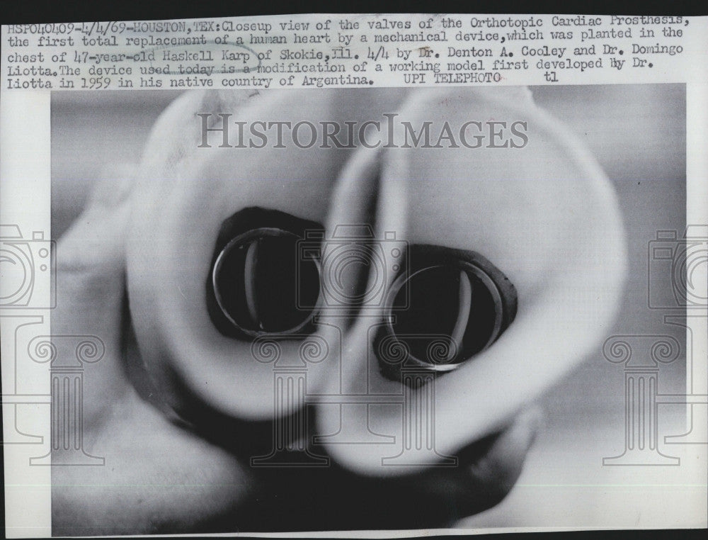 1969 Press Photo View of Valves of the Orthotopic Cardiac Prosthesis. - Historic Images