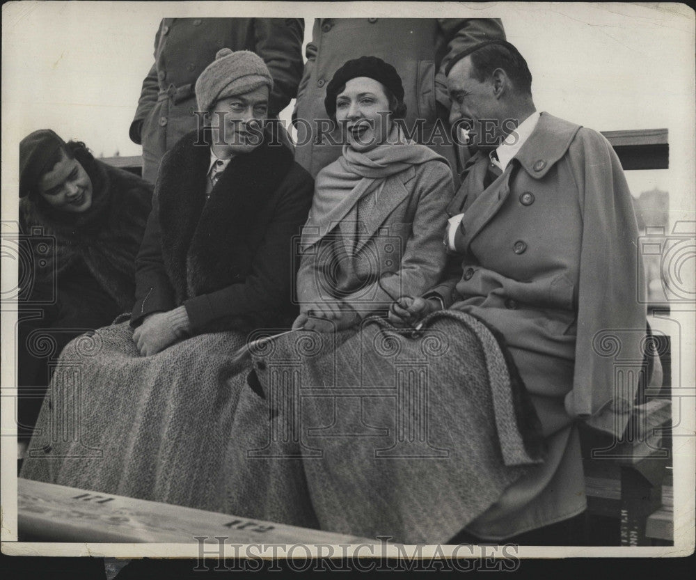 1932 Press Photo NY Mayor James Walker Watches Olympic Skiing Event - Historic Images