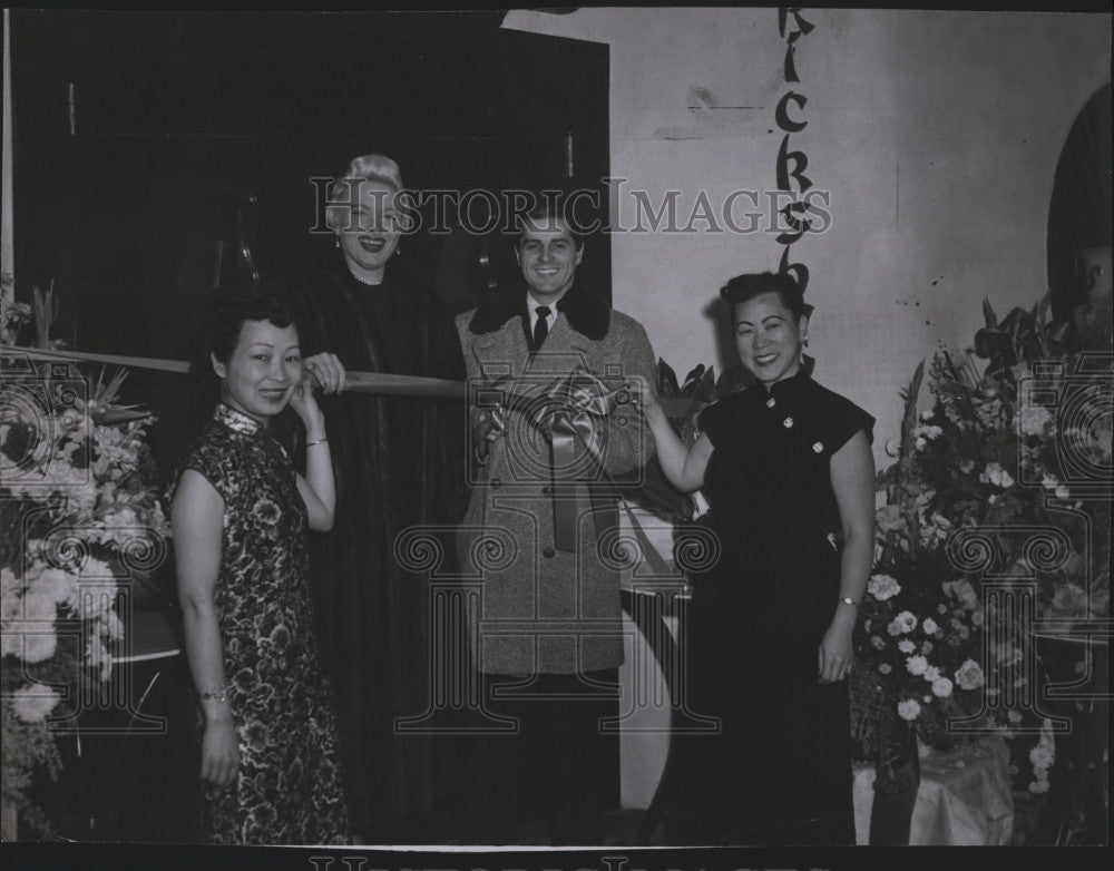 1956 Press Photo Dagmar, M Chia, V Dare,J Desimond &quot;The Amazing Adele&quot; - Historic Images