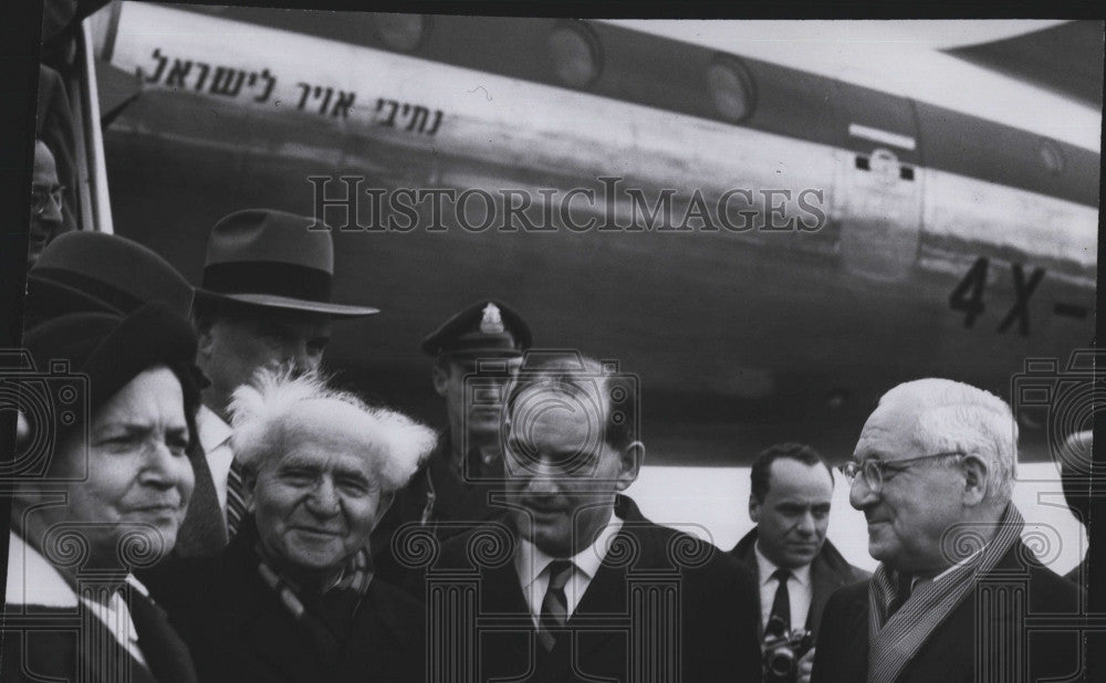 Press Photo Mrs &amp; Israeli Prime Minister with Ben Jurim - Historic Images