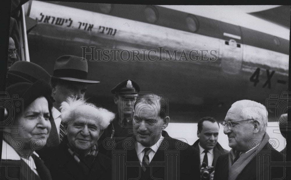 Press Photo Mrs & Israeli Prime Minister with Ben Jurim - Historic Images