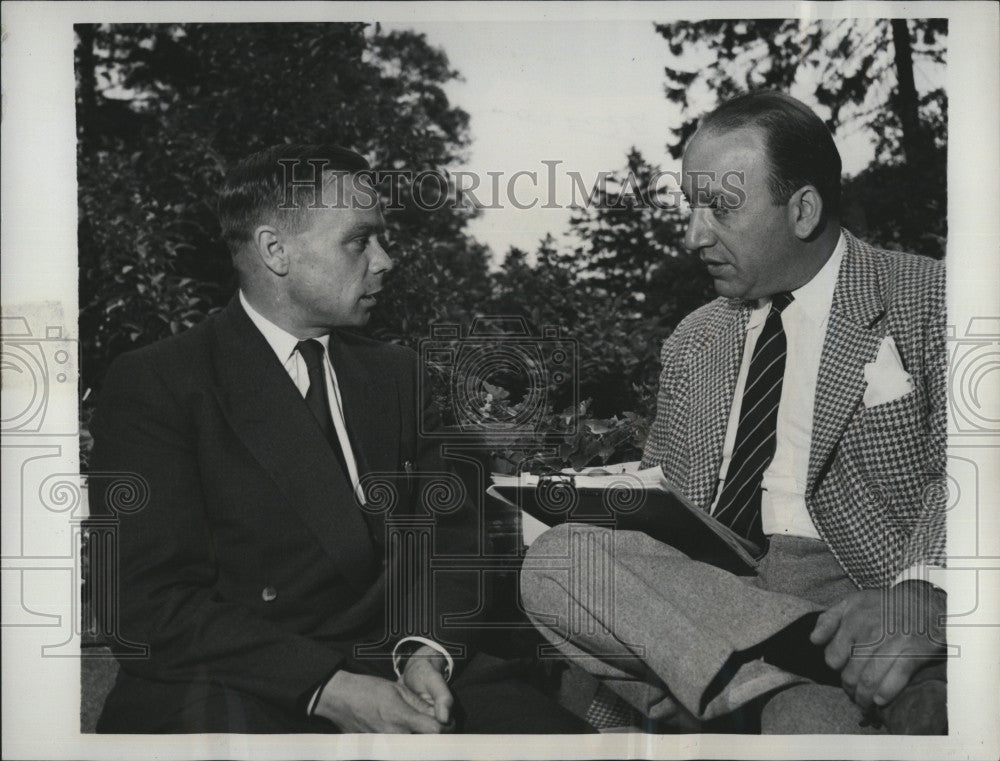 1954 Press Photo Ex Soviet Grigori S Burlitski &amp; correspondent Tom Agoston - Historic Images