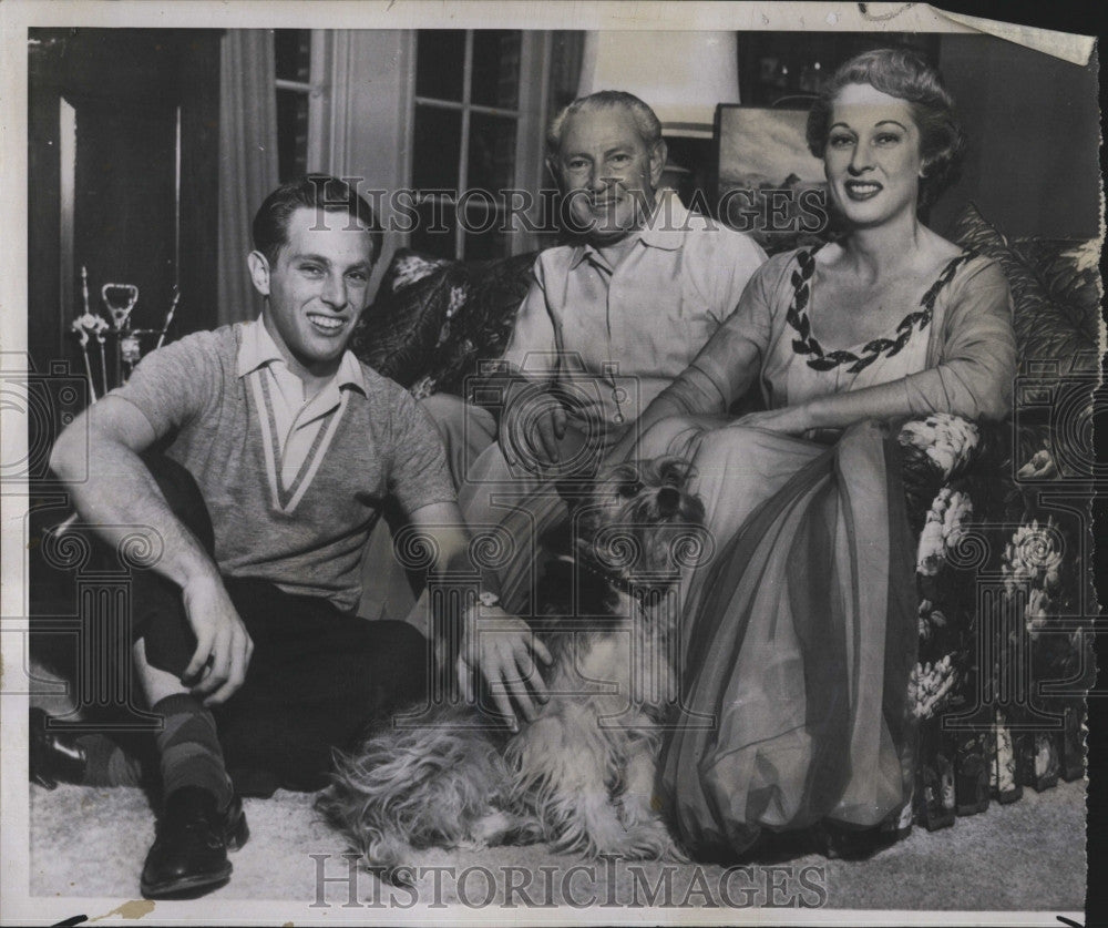 1954 Press Photo Max Factor Jr, wife Mildred &amp; son Donald - Historic Images