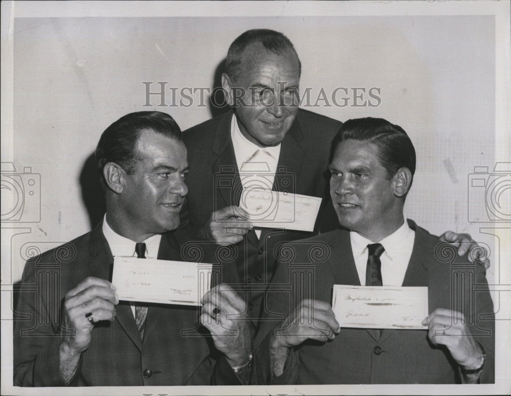 1964 Press Photo Ptl Ed M Caruso, Sgt Callbeck &amp; Ptl Bradley - Historic Images