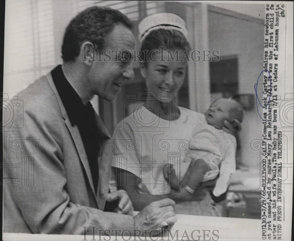 1966 Press Photo Comedian Jack Carter &amp; baby son &amp; nurse ML Reinhardt - Historic Images