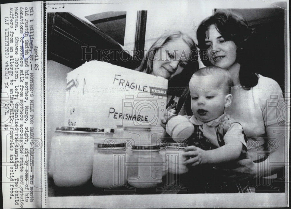 1974 Press Photo Baby Justin Smith, mother Margo &amp; organizer Shawne Robison - Historic Images