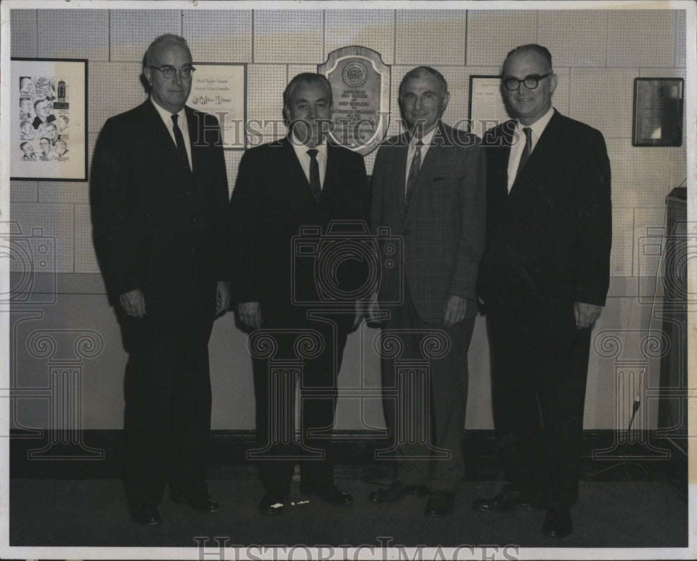 1965 Press Photo J William Berlanger Employment Security Director Walsh Fine - Historic Images