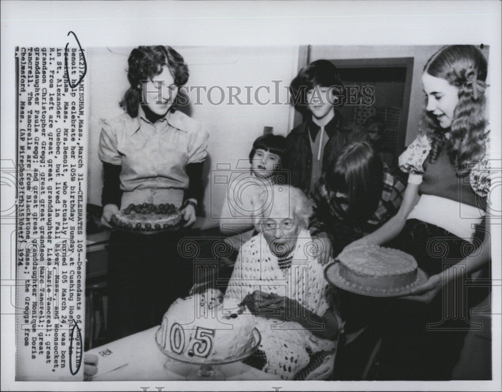 1974 Press Photo Family Of Angeline Benoit Helps Her Celebrate 105th Birthday - Historic Images