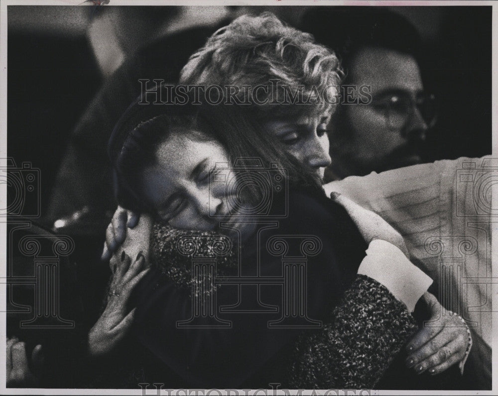 1991 Press Photo Family Of Mellissa Benoit React To Meinholz Verdict - Historic Images