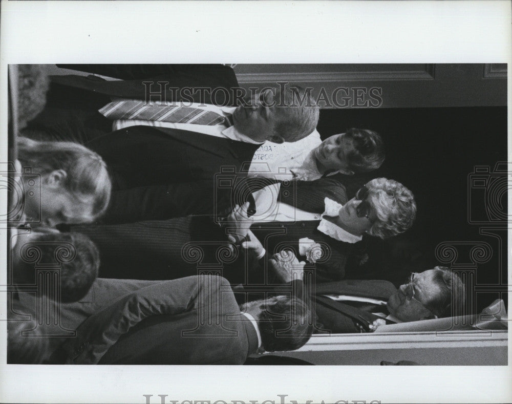 Press Photo Melissa Benoit&#39;s Family Diane Richard Erin Benoit Grandfather - Historic Images