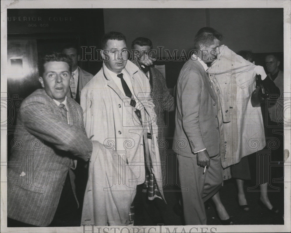 1958 Press Photo Officer Edward Spencer and Wife After Trial Verdict - Historic Images