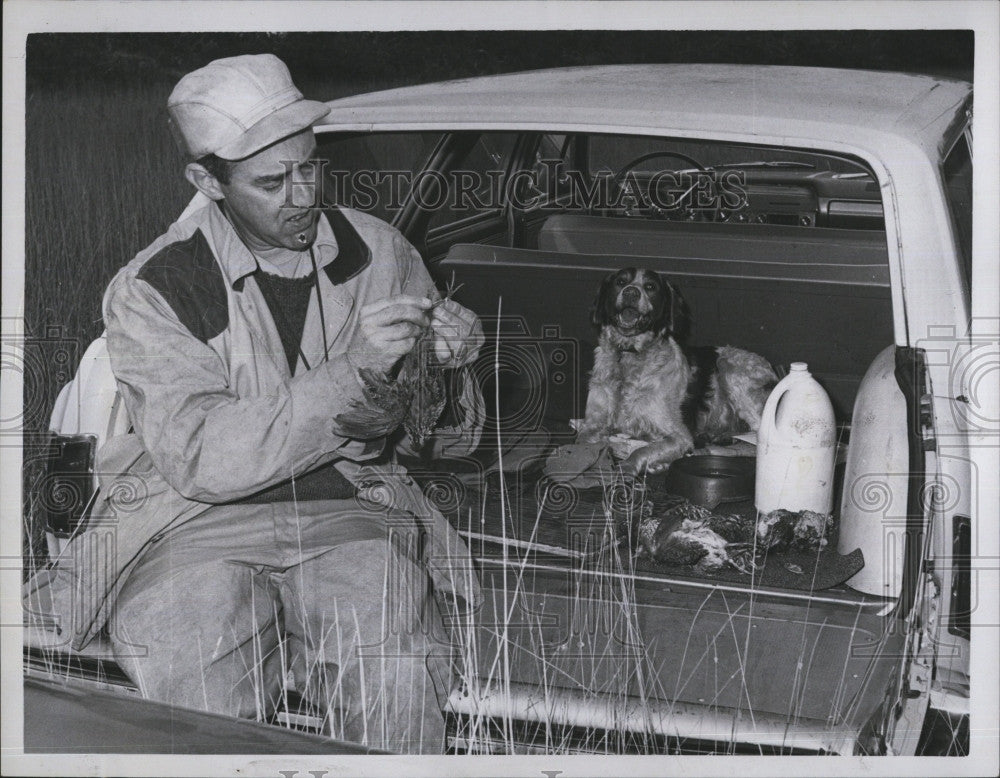 1967 Press Photo Russ Cookingham, assistant to director of Mass Fish and Game - Historic Images