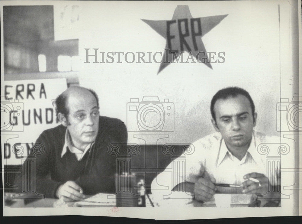 1974 Press Photo Gerianan Merle &amp; Domingo Mena During Conference In Argentina - Historic Images