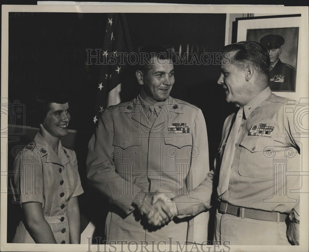 1954 Press Photo Lt. Colonel Raymond Fridrich, Lt. Colonel P. Bratten - Historic Images