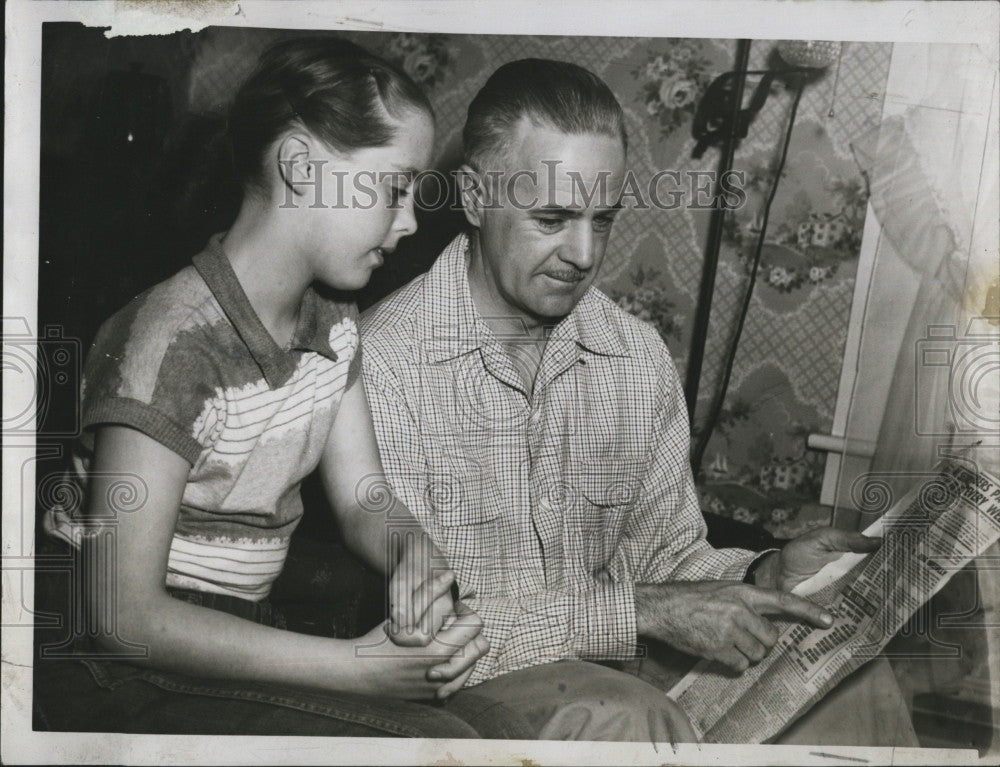 1954 Press Photo Roland D. Coolidge, daughter Linda - Historic Images