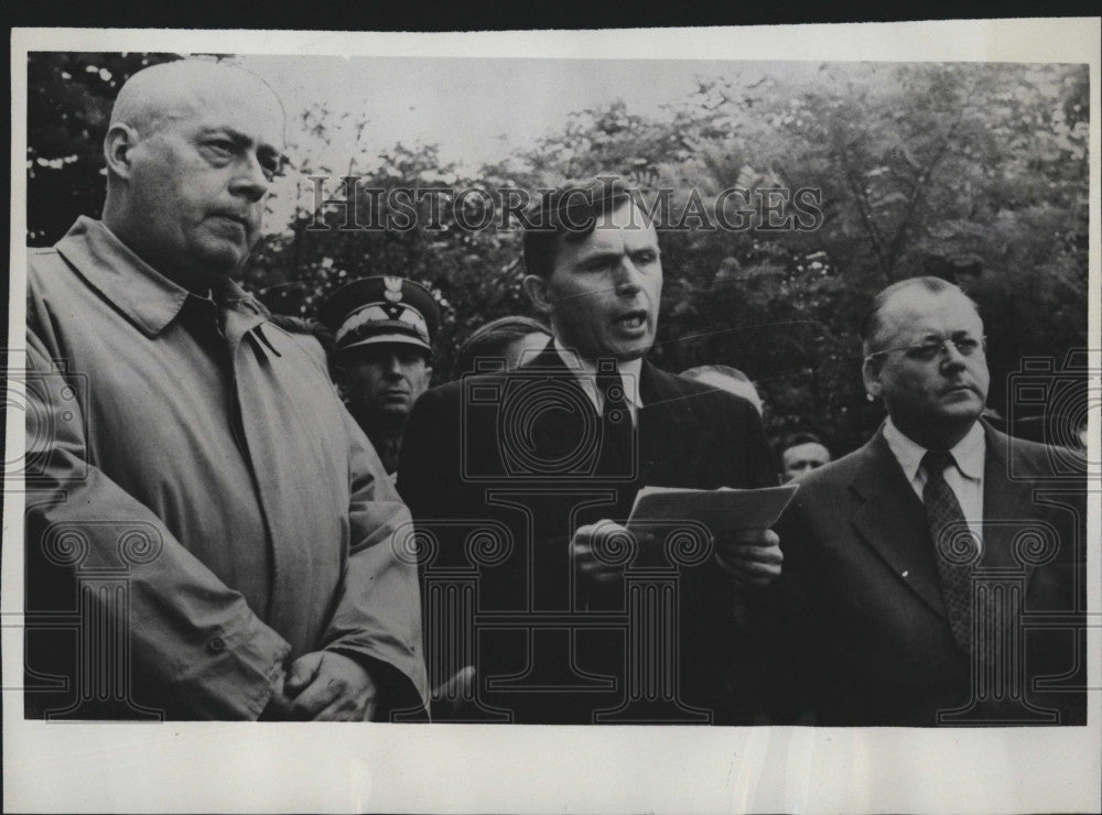 1956 Press Photo Poland Communist ruler Jozef Cyranciewicz at funeral service - Historic Images